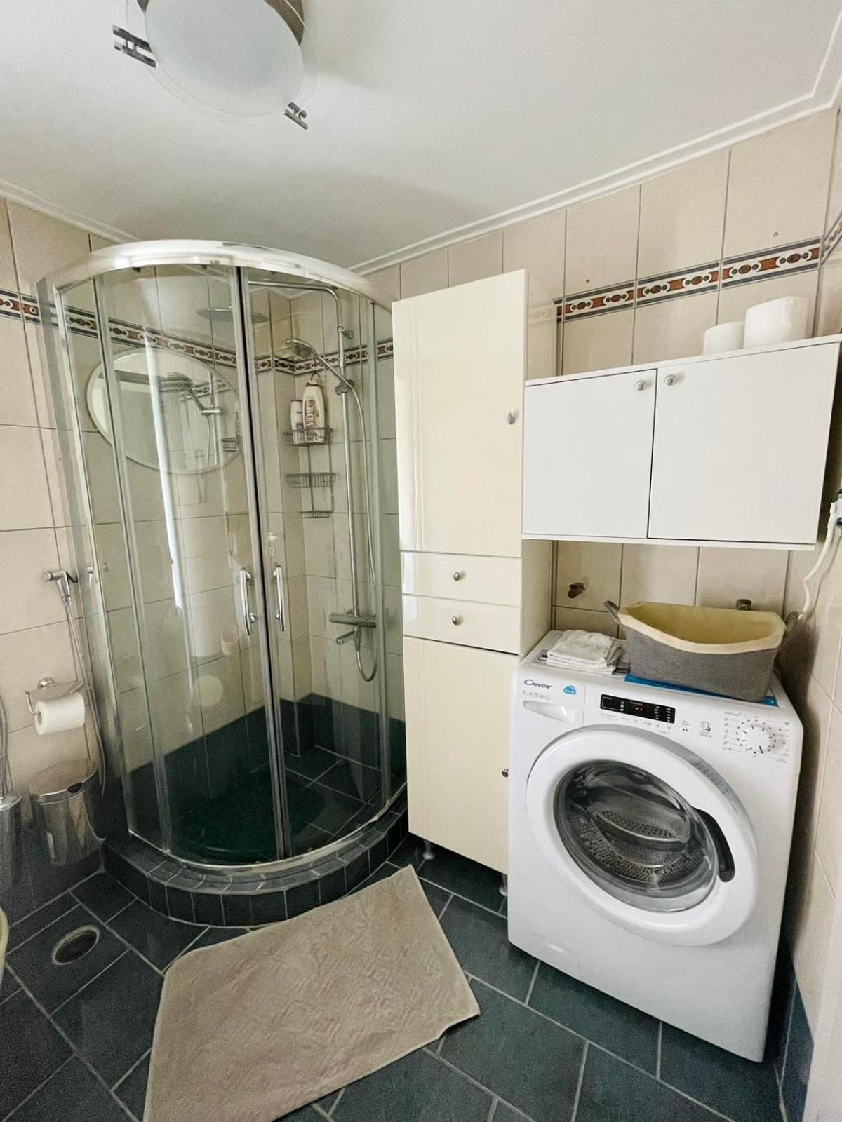 Beautiful View - 2 Bedroom Apartment Athena Bagian luar foto